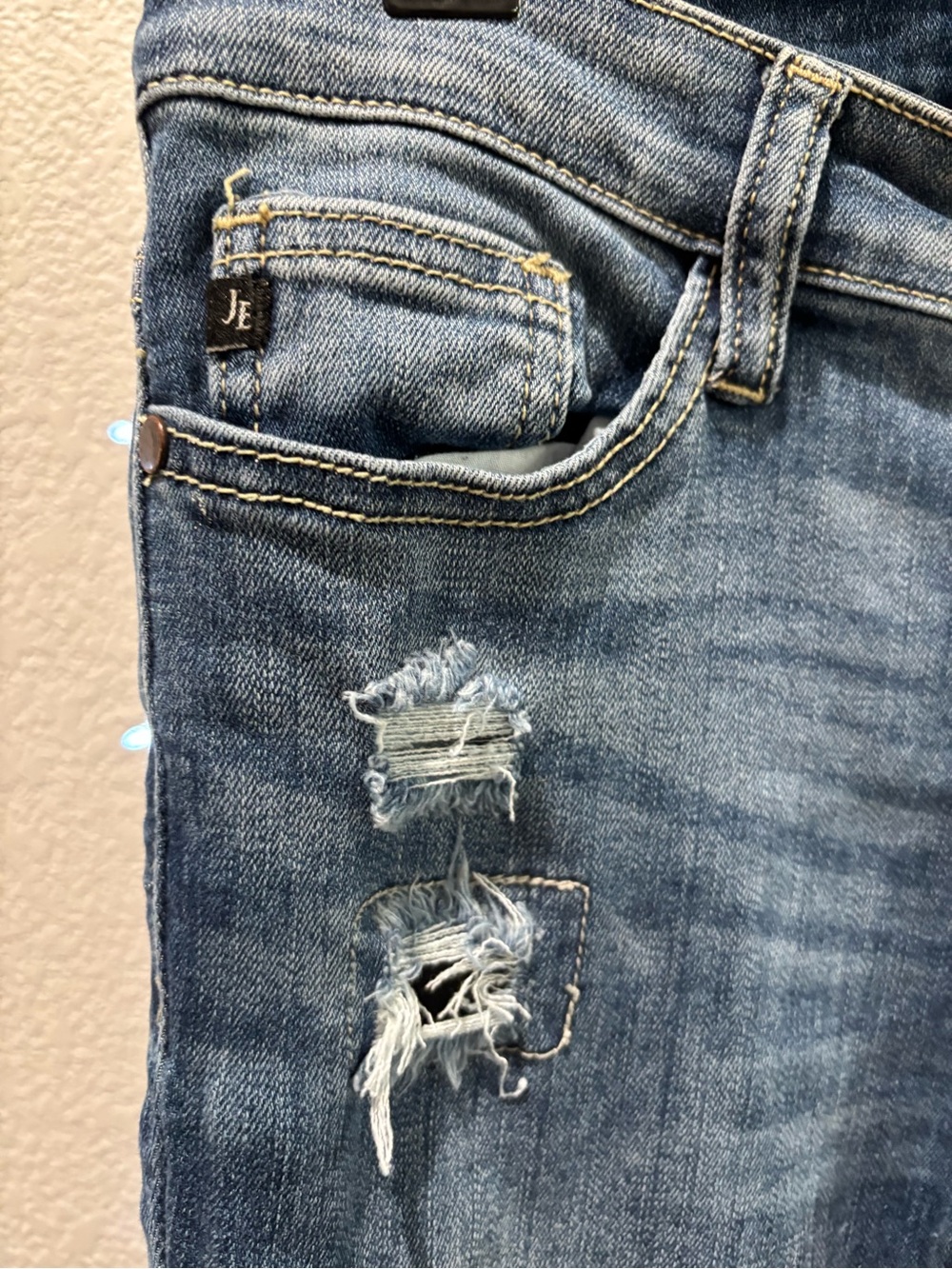 Judy Blue Medium Wash Ripped Skinny Jeans - Picture 11 of 13